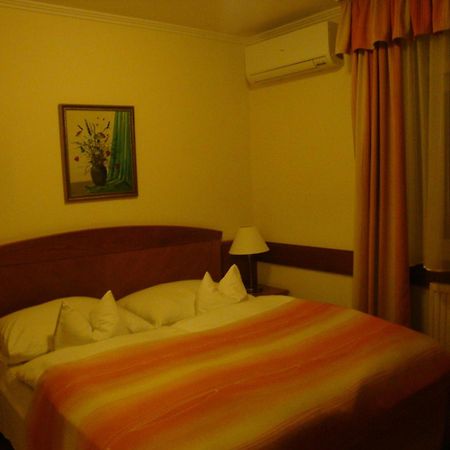 Fortuna Villa Hévíz Chambre photo