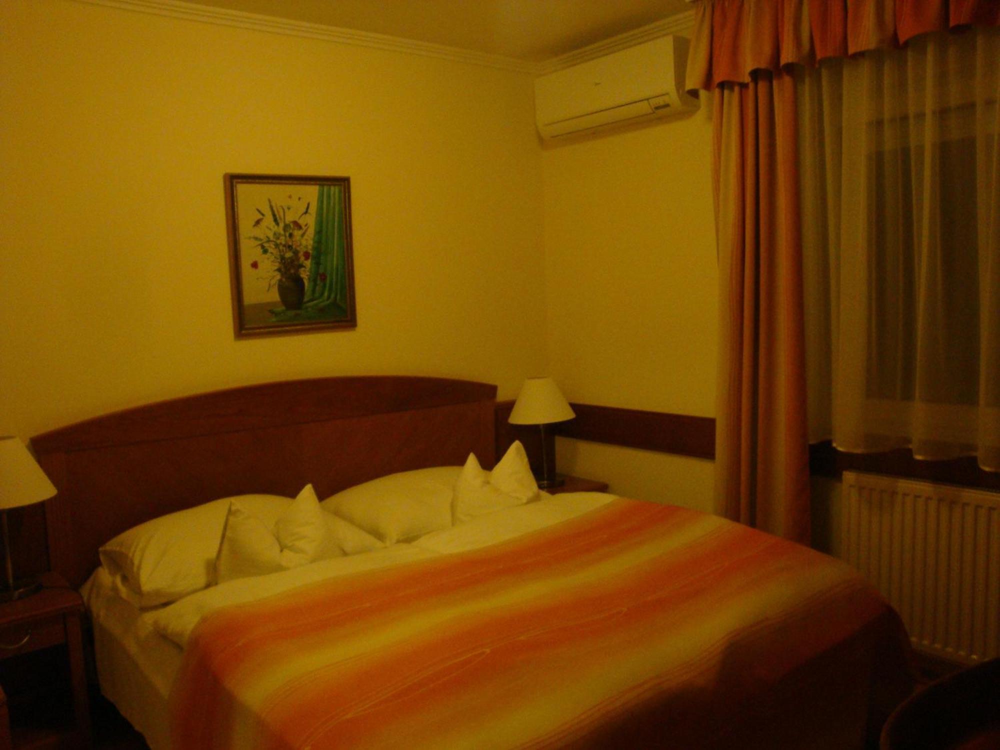 Fortuna Villa Hévíz Chambre photo